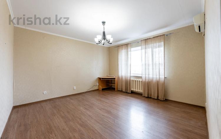 2-комнатная квартира · 61.4 м² · 8/10 этаж, Абылай хана 51 за 25.6 млн ₸ в Астане, Алматы р-н — фото 2