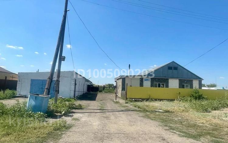 Отдельный дом · 5 комнат · 108 м² · 20 сот., Жамбыла 7 — Доскея , Сарыарка за 15 млн 〒 в Ботакаре — фото 2