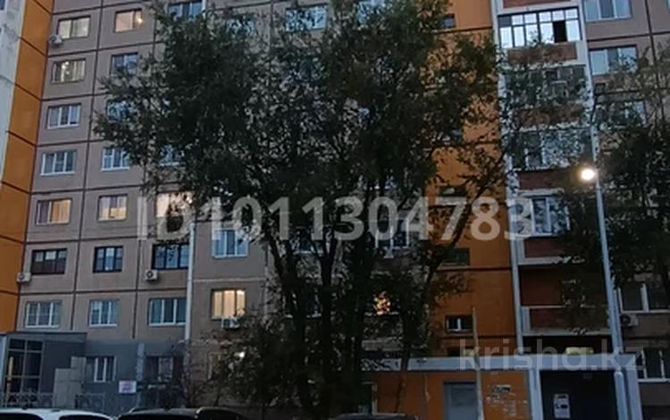 4-бөлмелі пәтер · 102 м² · 5/9 қабат, 10 мкрн 2, бағасы: 36 млн ₸ в Аксае — фото 2