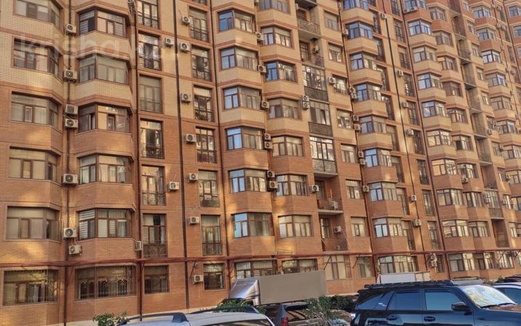 1-комнатная квартира · 42 м² · 8/14 этаж, 17-й мкр 7 за 160 000 ₸ в Актау — фото 2