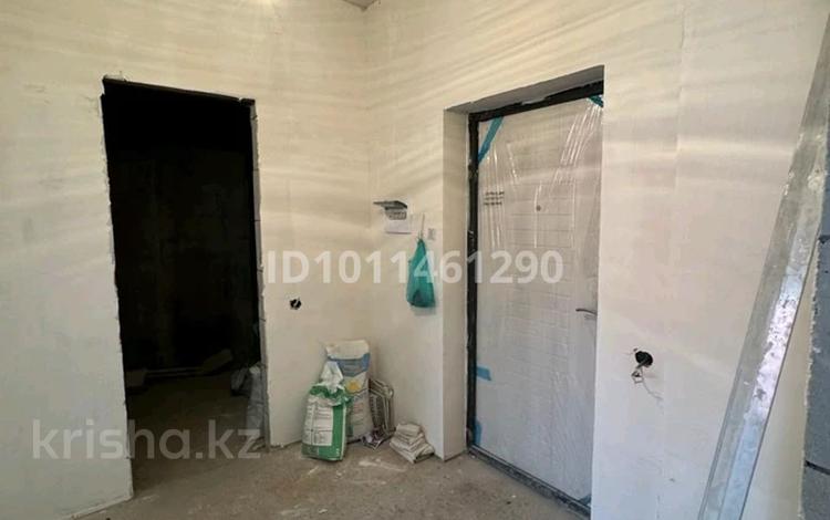 2-комнатная квартира · 43.4 м² · 3/23 этаж, Айнакол 66 за 27 млн ₸ в Астане, Алматы р-н — фото 2