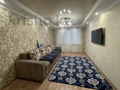 2-комнатная квартира, 47 м², 3/4 этаж, мкр 1 24 за 28 млн 〒 в Алматы, Ауэзовский р-н