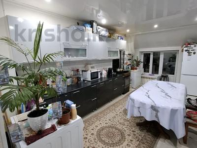 2-комнатная квартира · 72 м² · 6/6 этаж, С.Тюленина — Айлуна за 17.5 млн 〒 в Уральске