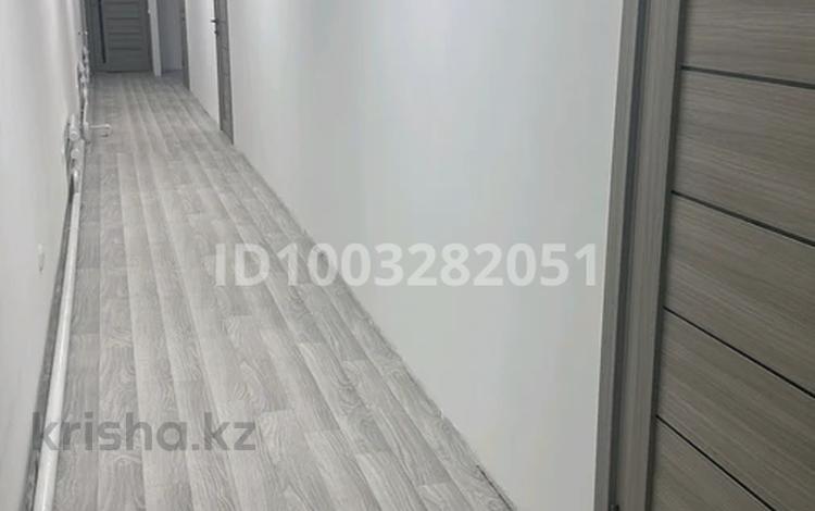 3 комнаты · 25 м² · 2 этаж, Самал 47/1 — Алаш за 100 000 ₸ в Уральске — фото 2