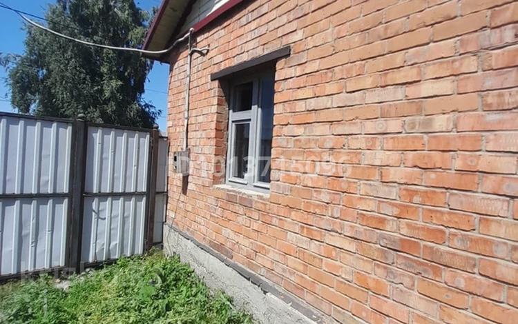 Отдельный дом · 2 комнаты · 57 м² · 4.6 сот., Иманова 11 за 7 млн ₸ в Усть-Каменогорске — фото 2