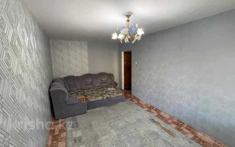 1-бөлмелі пәтер · 30.3 м² · 1/5 қабат, Гагарина, бағасы: 9 млн ₸ в Уральске — фото 2
