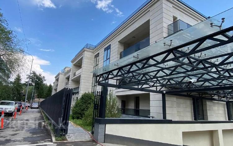 3-комнатная квартира · 235.8 м² · 3/3 этаж, Чайкиной 5/1 — ТЕРРЕНКУР за 270 млн ₸ в Алматы, Медеуский р-н — фото 24