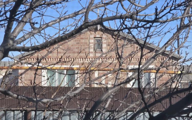 Отдельный дом · 3 комнаты · 140 м², Кеңлала за 100 000 〒 в  — фото 3