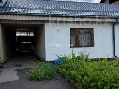 Отдельный дом · 7 комнат · 305 м² · 6 сот., мкр Нур Алатау, Султангали Шукирова 39 39/1 за 450 млн ₸ в Алматы, Бостандыкский р-н