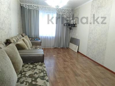 4-комнатная квартира · 91 м² · 1/5 этаж, 8 МКР за 25 млн 〒 в Темиртау