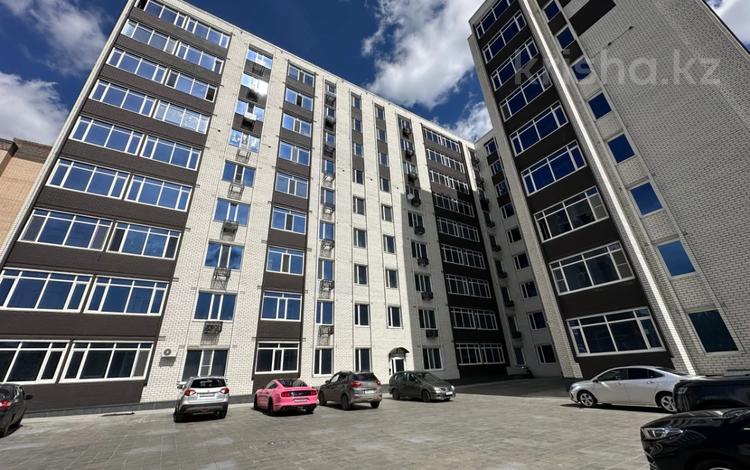 1-бөлмелі пәтер · 42.2 м² · 3/9 қабат, Каирбекова 83 — Каирбекова-Тауелсиздик, бағасы: 22.5 млн ₸ в Костанае — фото 2