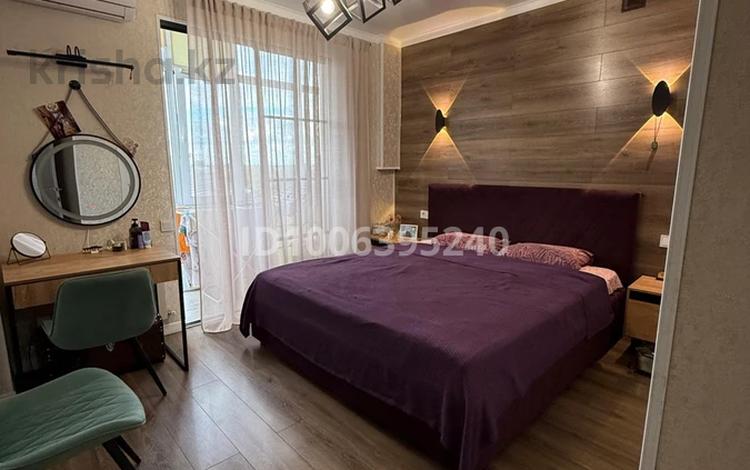 2-комнатная квартира · 80 м² · 5/6 этаж, Курмангалиева 4 за 35.5 млн ₸ в Уральске — фото 2