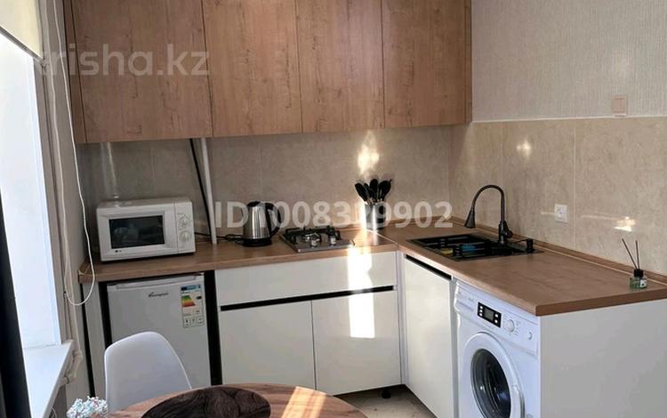1-бөлмелі пәтер · 54 м² · 2/9 қабат, Асыл арман 7 — Иргели, бағасы: 15 000 ₸ в Алматы, Наурызбайский р-н — фото 2
