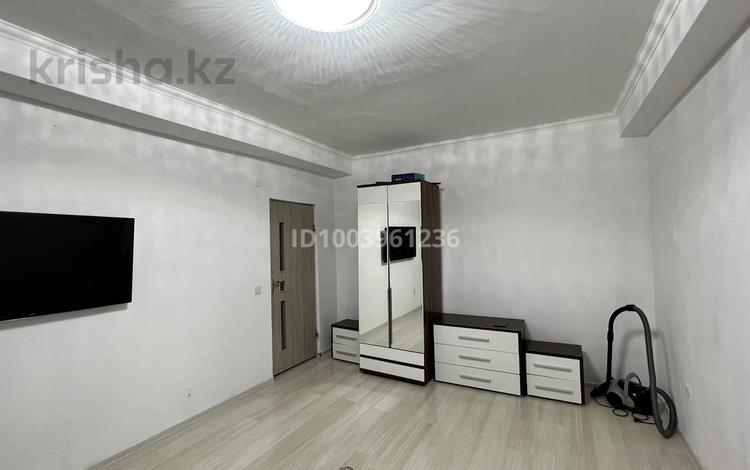 1-комнатная квартира · 41 м² · 7/9 этаж, мкр Нурсая 113 за 16.5 млн ₸ в Атырау — фото 4