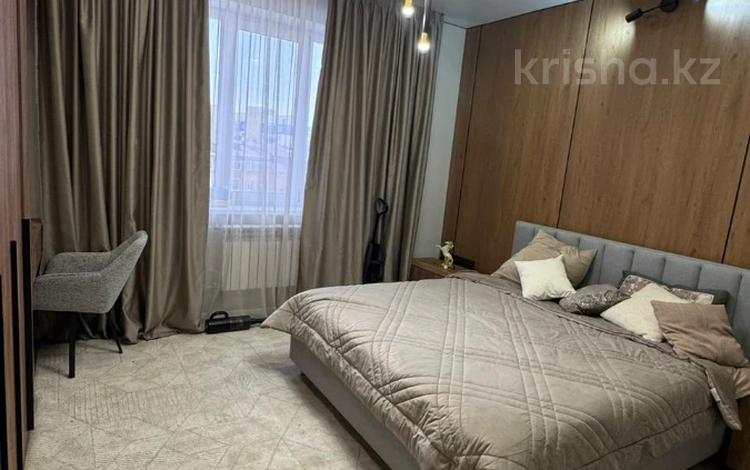 3-бөлмелі пәтер · 81 м² · 5/5 қабат, Увалиева 13, бағасы: 55 млн ₸ в Усть-Каменогорске — фото 9