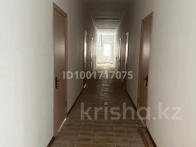 Свободное назначение, офисы, магазины и бутики, склады, общепит, салоны красоты, бани, гостиницы и зоны отдыха, образование, развлечения · 600 м² за 185 млн 〒 в Усть-Каменогорске, Ульбинский