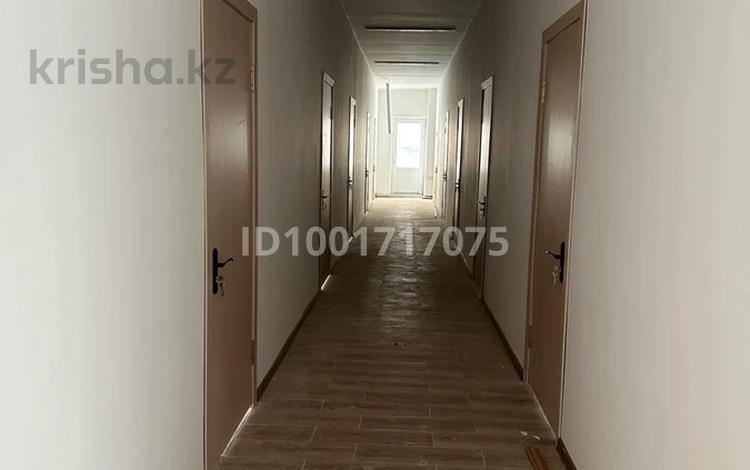 Свободное назначение, офисы, магазины и бутики, склады, общепит, салоны красоты, бани, гостиницы и зоны отдыха, образование, развлечения · 600 м² за 185 млн 〒 в Усть-Каменогорске, Ульбинский — фото 2