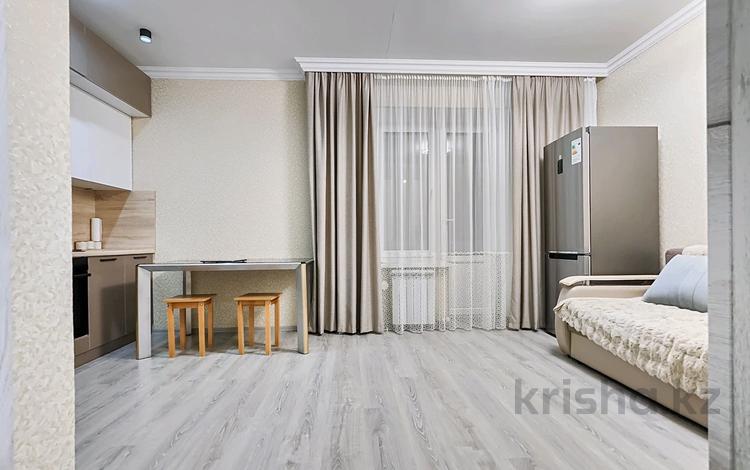 1-комнатная квартира · 50 м² · 2/8 этаж, Улы Дала — Аль Фараби за 250 000 ₸ в Астане, Есильский р-н — фото 17