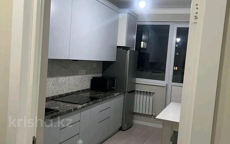 2-бөлмелі пәтер · 55 м² · 2/4 қабат, кабанбай батыр 135 — Шагабудинова, бағасы: 42.5 млн ₸ в Алматы, Бостандыкский р-н — фото 2