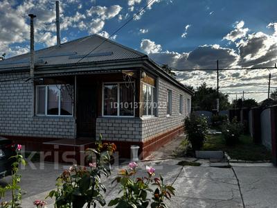Отдельный дом · 8 комнат · 800 м² · 8 сот., Жарқынбек 21 за 17 млн ₸ в Каратау
