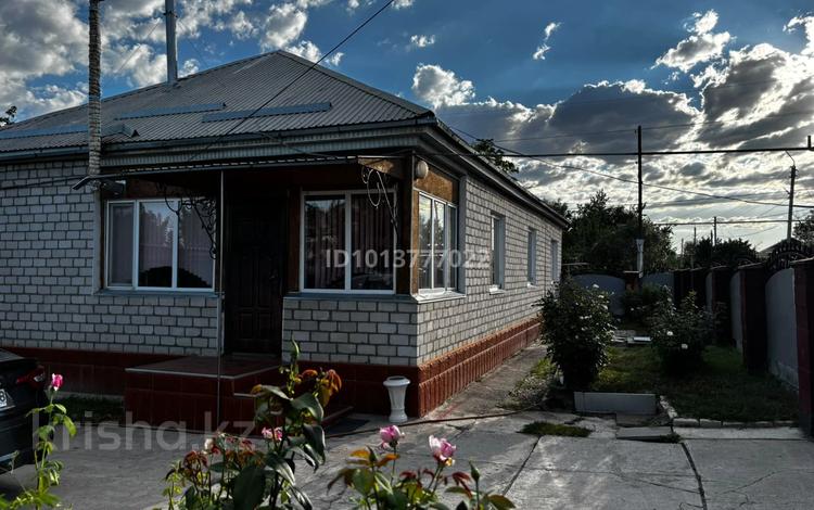 Отдельный дом · 8 комнат · 800 м² · 8 сот., Жарқынбек 21 за 17 млн ₸ в Каратау — фото 2
