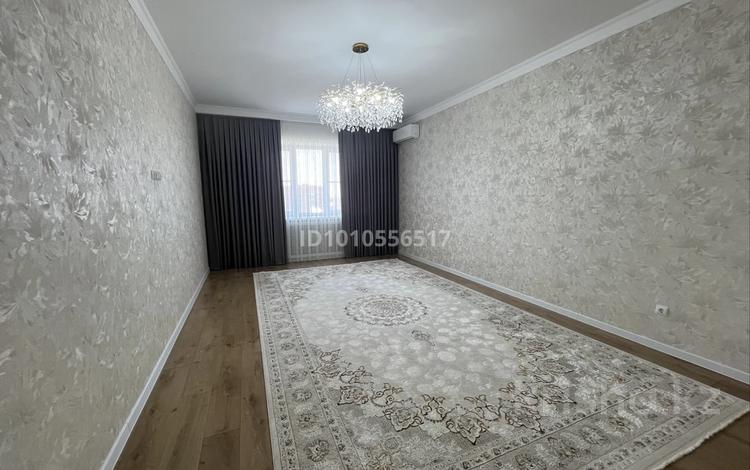 3-комнатная квартира · 107 м² · 8/9 этаж, мкр. Алтын орда, Алия Молдагулова 66Г за 56 млн ₸ в Актобе — фото 2