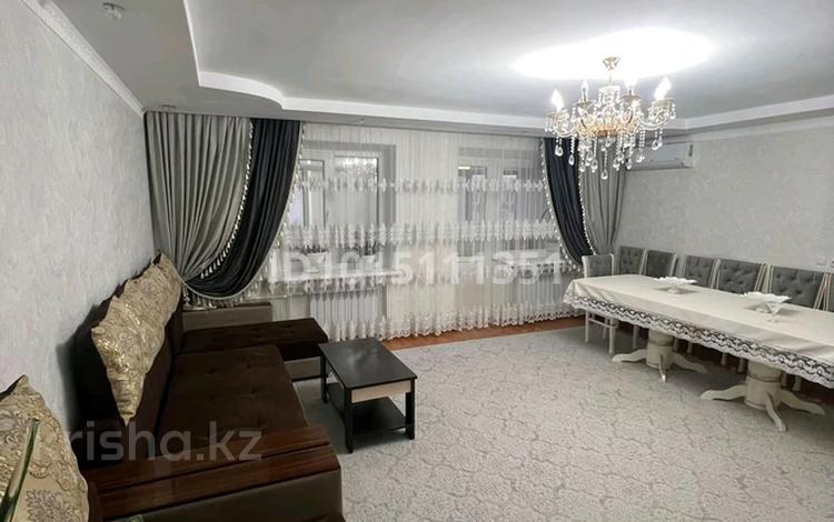 4-бөлмелі пәтер · 128 м² · 5/5 қабат, Центральный ш/а., Азаттык — Набережной, бағасы: 450 000 ₸ в Атырау, мкр Центральный — фото 2