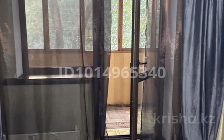 1-комнатная квартира · 30 м² · 2/5 этаж, Карасай батыра 193А — Жарокова за 230 000 ₸ в Алматы, Алмалинский р-н — фото 2