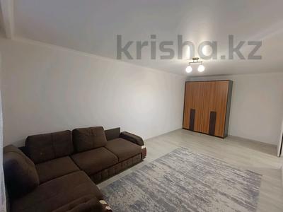 1-комнатная квартира · 45 м² · 5/10 этаж, Айнаколь 62 — Пересечение улиц Жумабаева и Айнаколь за 180 000 〒 в Астане, Алматы р-н