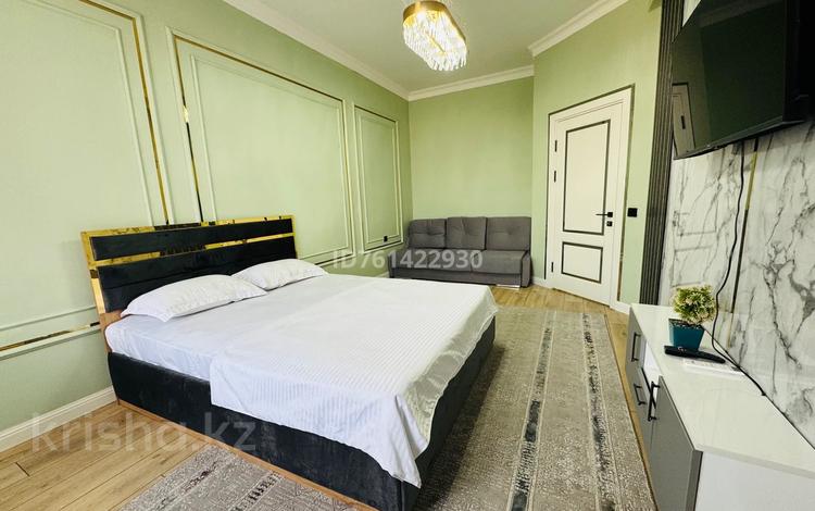 1-комнатная квартира · 40 м² · 3/3 этаж, Батырбекова 20 — Керуен сарай за 18 000 ₸ в Туркестане — фото 2