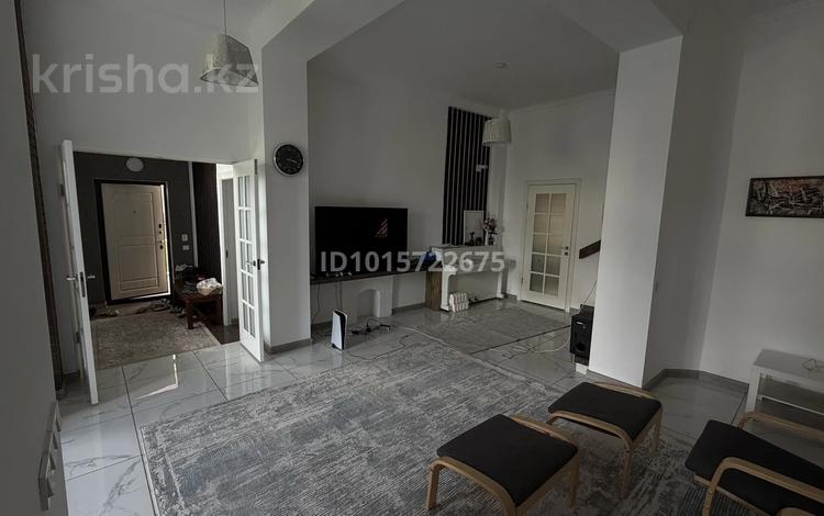 Отдельный дом · 5 комнат · 400 м² · 6.7 сот., мкр Хан Тенгри 53 за 2.9 млн ₸ в Алматы, Бостандыкский р-н — фото 2