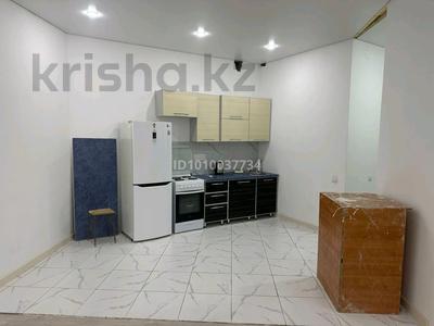 1-бөлмелі пәтер · 50 м² · 2/6 қабат, Авиагородок 15а, бағасы: 10.5 млн ₸ в Актобе, мкр Авиагородок