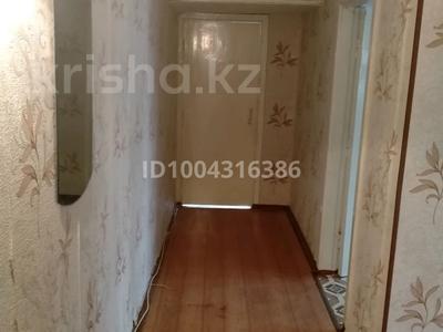 3-комнатная квартира · 55 м² · 2/5 этаж, улица Абая — Возле православной церкви за ~ 8.7 млн 〒 в Темиртау