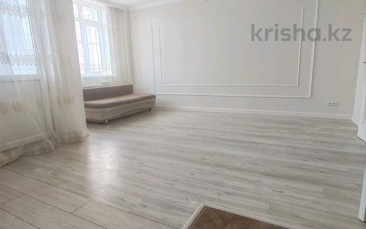 3-комнатная квартира · 68 м² · 8/8 этаж, Улы Дала 27/1 за ~ 48 млн 〒 в Астане, Есильский р-н — фото 2