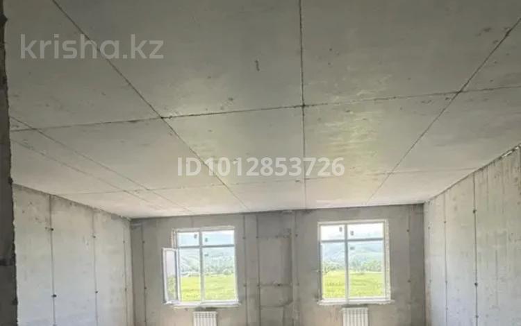1-бөлмелі пәтер · 38 м² · 3/6 қабат, Ахметова улица 39г, бағасы: 18 млн ₸ в  — фото 8