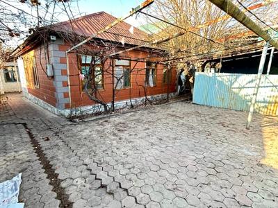 Жеке үй · 3 бөлме · 65 м² · 6.62 сот., мкр Коктобе, Камар сулу 11 — Яблочная улица, бағасы: 120 млн 〒 в Алматы, Медеуский р-н