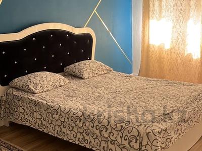 1-комнатная квартира · 50 м², Проспект Момышулы 18 за 7 000 〒 в Шымкенте