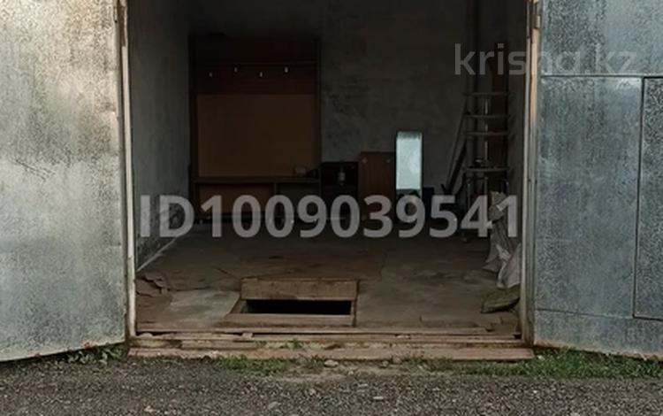 Гараж · 22 м² · Асар 71а — Общежития ВКГУ за 4.7 млн ₸ в Усть-Каменогорске — фото 2