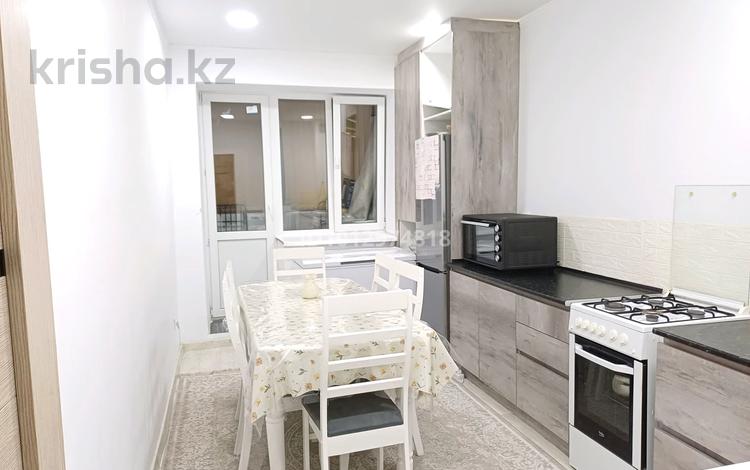 1-бөлмелі пәтер · 50 м² · 1/9 қабат, мкр. Алтын орда, Мәңгілік ел 20 — Мәңгілік ел/Мұстафа Шоқай қиылсы, бағасы: 20 млн ₸ в Актобе — фото 2