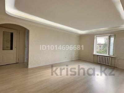 3-бөлмелі пәтер · 58 м² · 5/5 қабат, Абая 53/1, бағасы: 25 млн ₸ в Астане, р-н Байконур