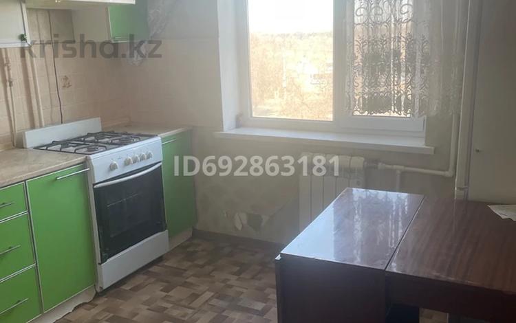 2-комнатная квартира · 52 м² · 5/9 этаж, мкр Жилгородок — Мира 1 за 120 000 〒 в Актобе — фото 2