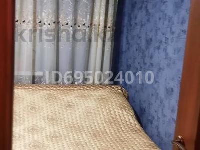 3-бөлмелі пәтер · 53 м², 17-й микрорайон, 17-й микрорайон 13а, бағасы: 19 млн ₸ в Шымкенте, Аль-Фарабийский р-н