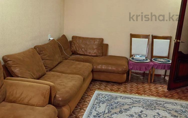 3-комнатная квартира · 63 м² · 2/5 этаж, Абулхаир Хана за 17.5 млн ₸ в Уральске — фото 2