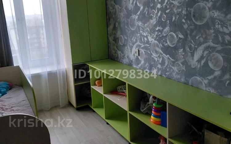 2-бөлмелі пәтер · 46 м² · 8/9 қабат, мкр Юго-Восток, Мкр Юго-Восток, 28й микрорайон, строителей, бағасы: 18 млн ₸ в Караганде, Казыбек би р-н — фото 2