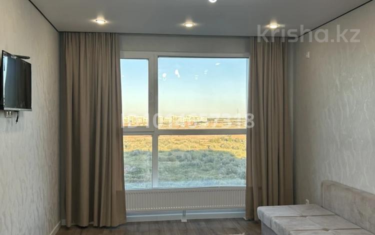 1-комнатная квартира · 35 м² · 8/9 этаж, Аль-Фараби 46/21 — Е-446 за 250 000 ₸ в Астане, Есильский р-н — фото 2