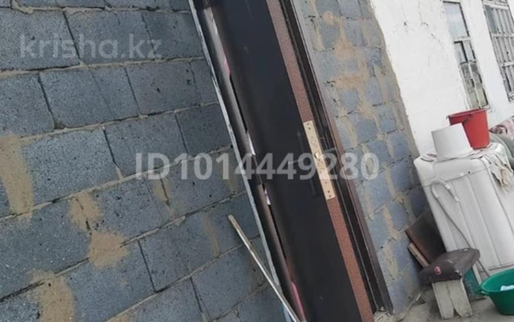 Жеке үй · 2 бөлме · 80 м² · 6 жүзд., Бобровка, Мурат 5дача 3495 — Возле дороги конечная остановка 48. 9 маршрут., бағасы: 2.5 млн ₸ в Семее — фото 2