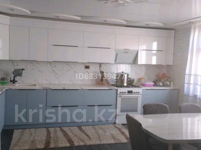 Отдельный дом · 4 комнаты · 135 м² · 8 сот., Кск мкр 13 — Лиза Чайкина за 45.5 млн 〒 в Костанае