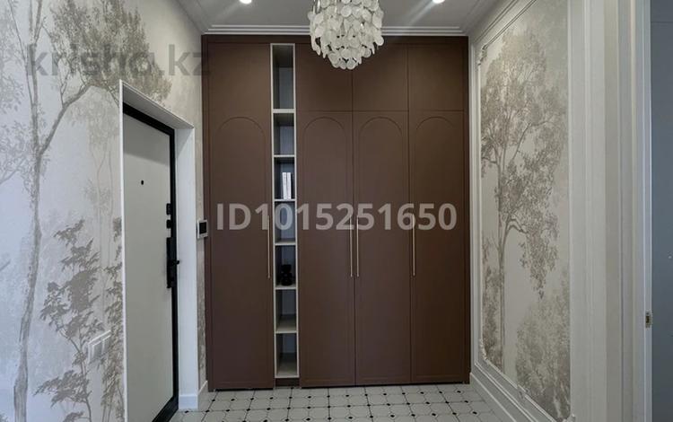 3-комнатная квартира · 63 м² · 11/12 этаж, Е-429 26 — ВСЯ ОБСТАВЛЕНА ТЕХНИКОЙ И МЕБЕЛЬЮ за 47 млн ₸ в Астане, Нура р-н — фото 2