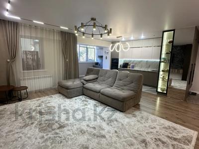 4-бөлмелі пәтер · 135 м² · 1/9 қабат, Санкибайбатыра, бағасы: 45 млн ₸ в Актобе, мкр Авиатор