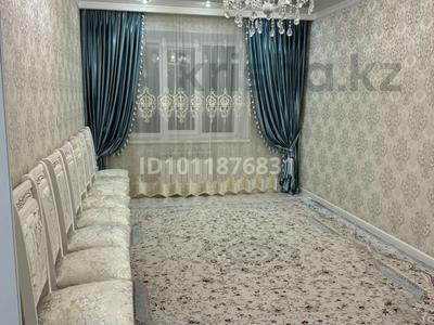 3-комнатная квартира · 80 м² · 5/5 этаж, мкр. Алтын орда, Молдагуловой 57д за 34.5 млн ₸ в Актобе